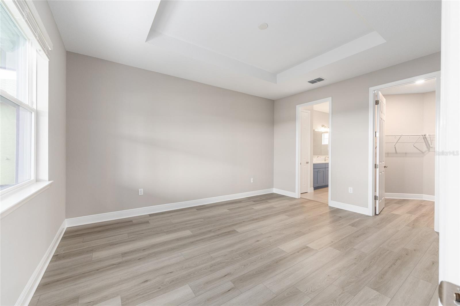 Image 21 of 41 For 10340 105th Court