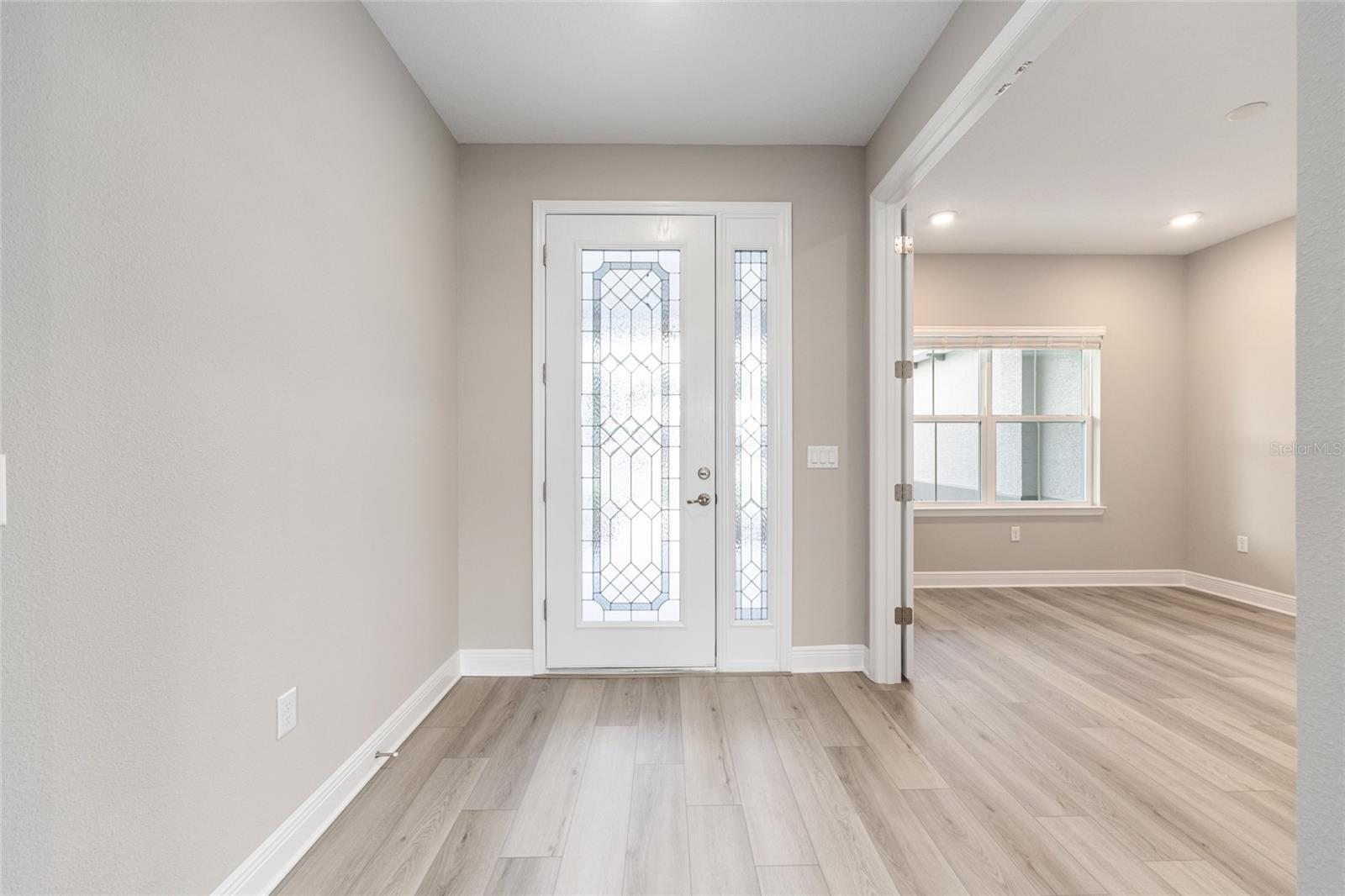 Image 9 of 41 For 10340 105th Court