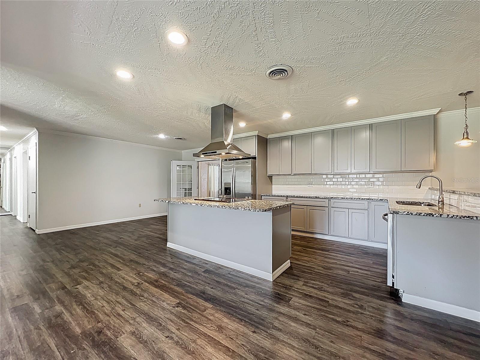 Image 11 of 77 For 3470 25th Avenue