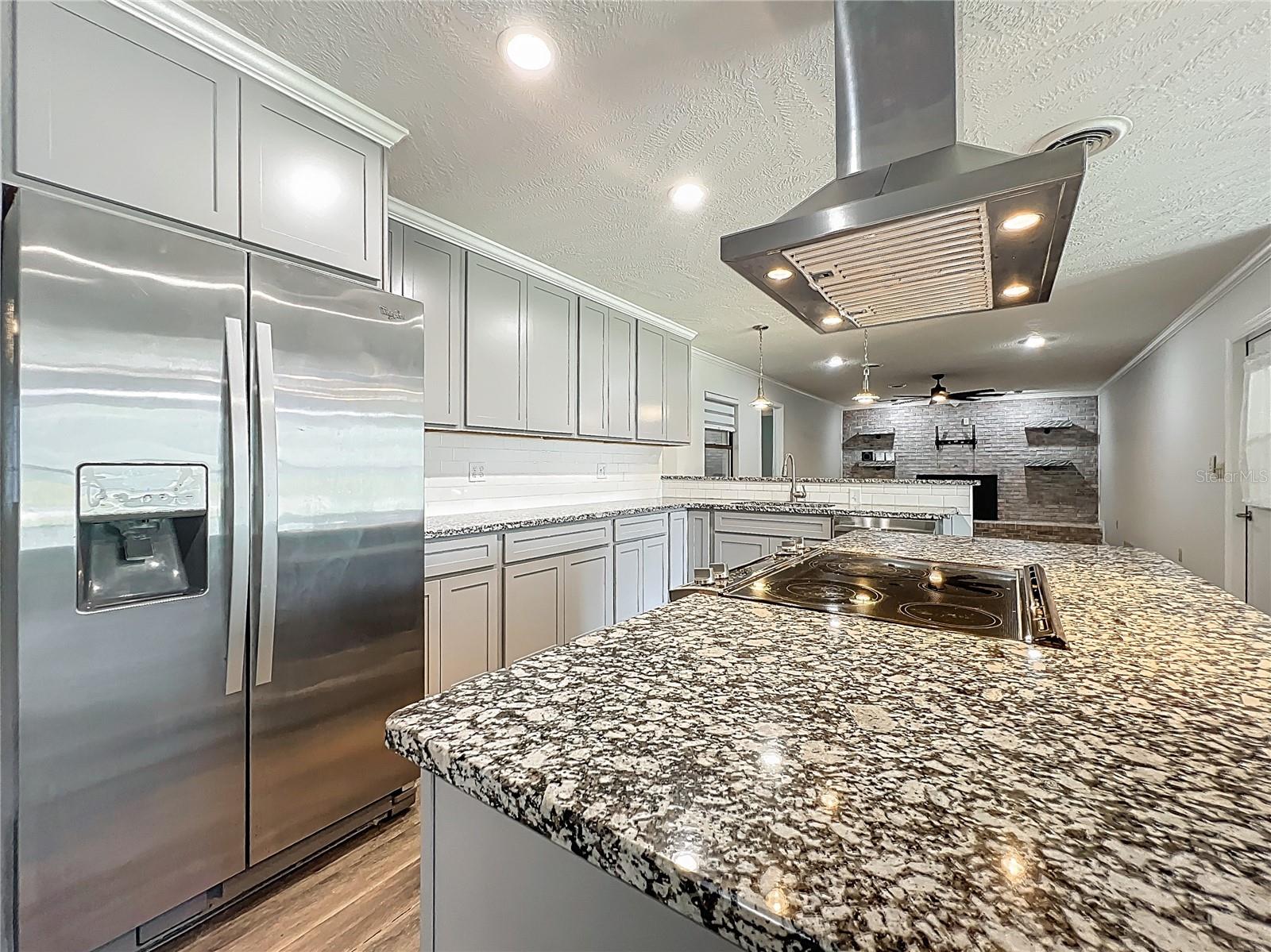 Image 16 of 77 For 3470 25th Avenue