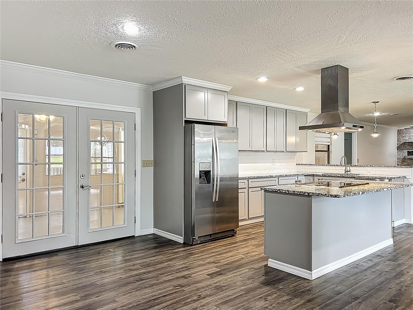 Image 19 of 77 For 3470 25th Avenue