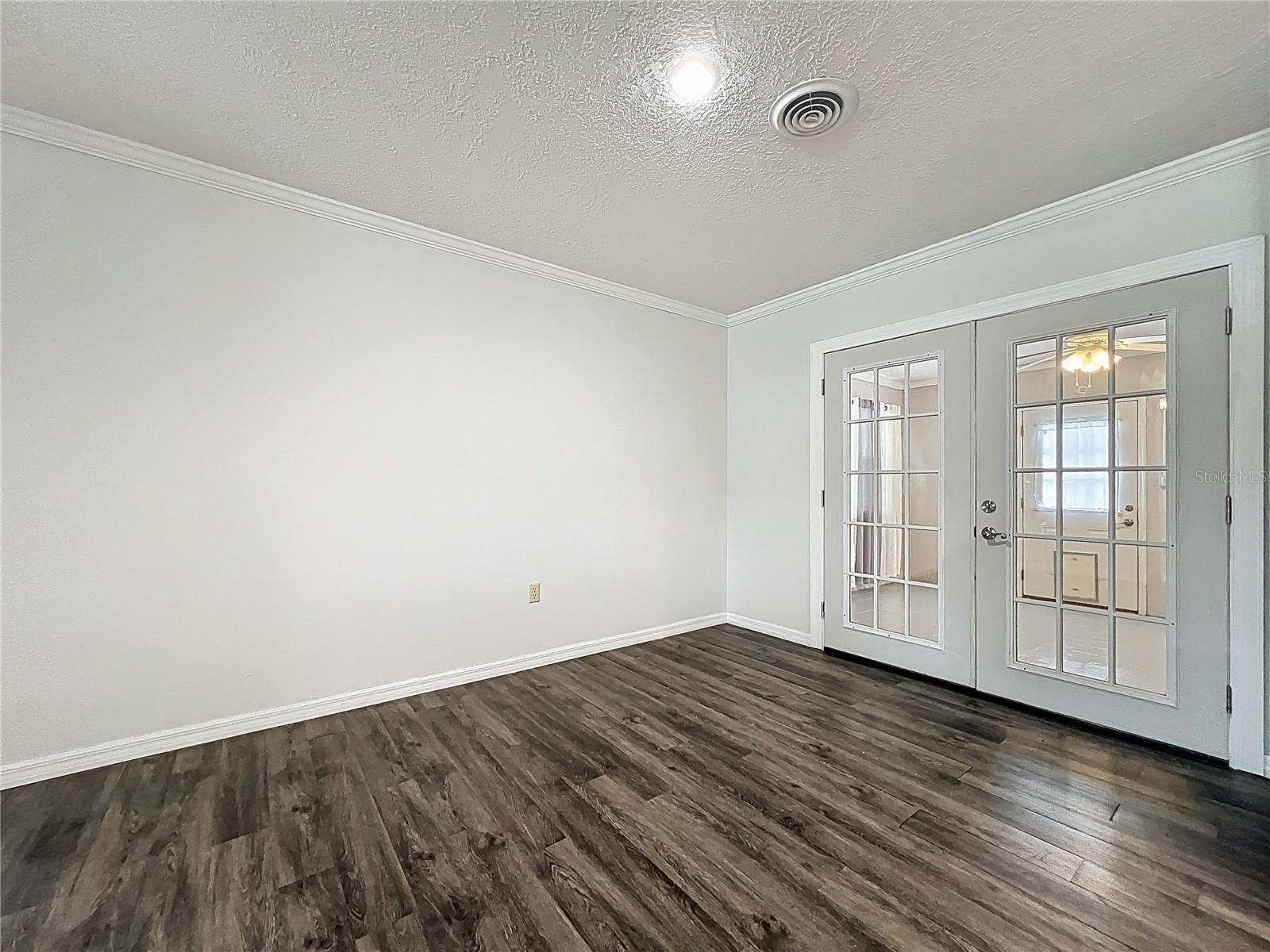 Image 20 of 77 For 3470 25th Avenue