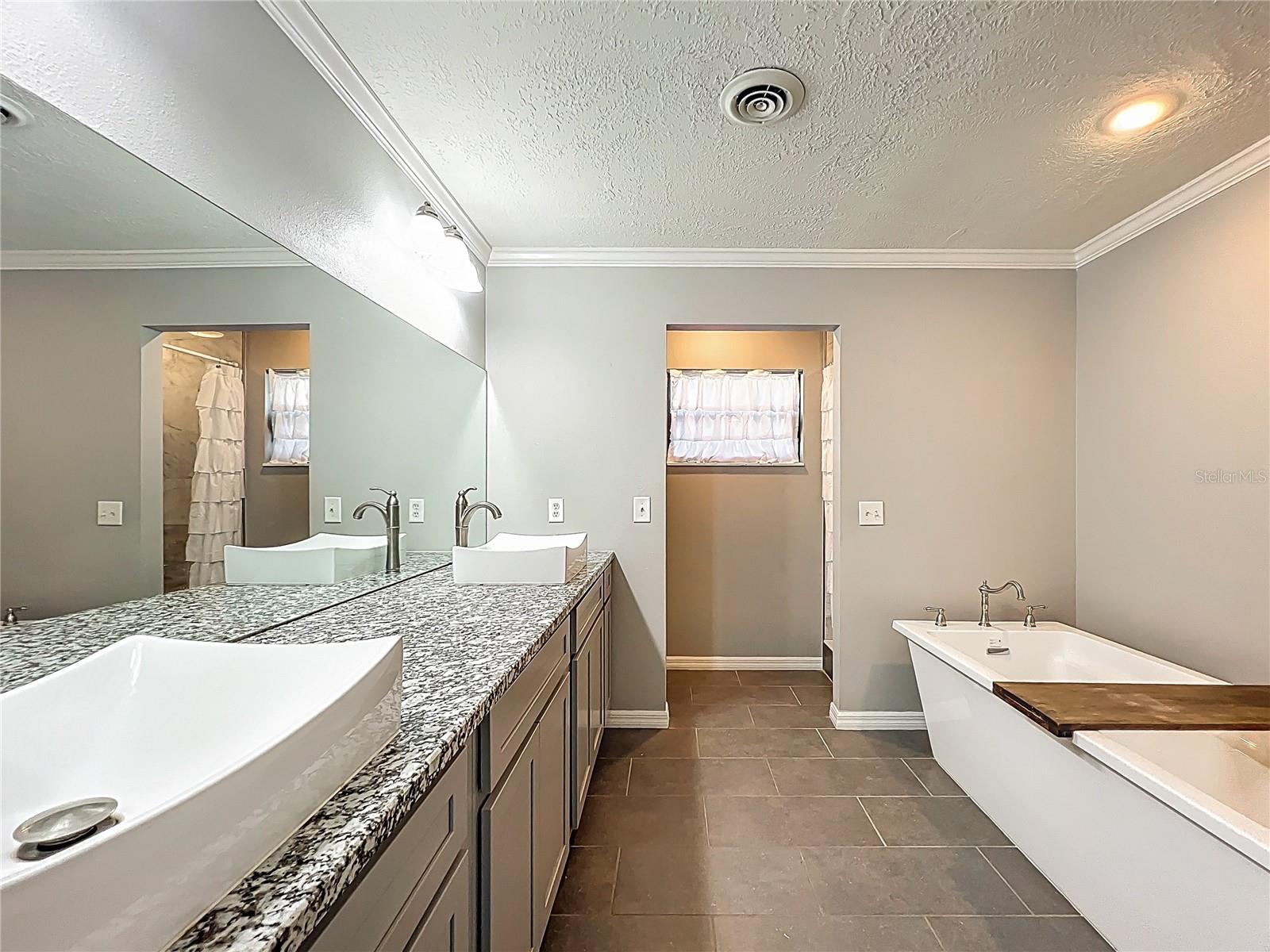 Image 42 of 77 For 3470 25th Avenue