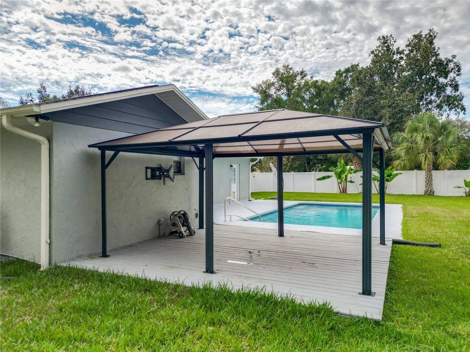 Image 63 of 77 For 3470 25th Avenue