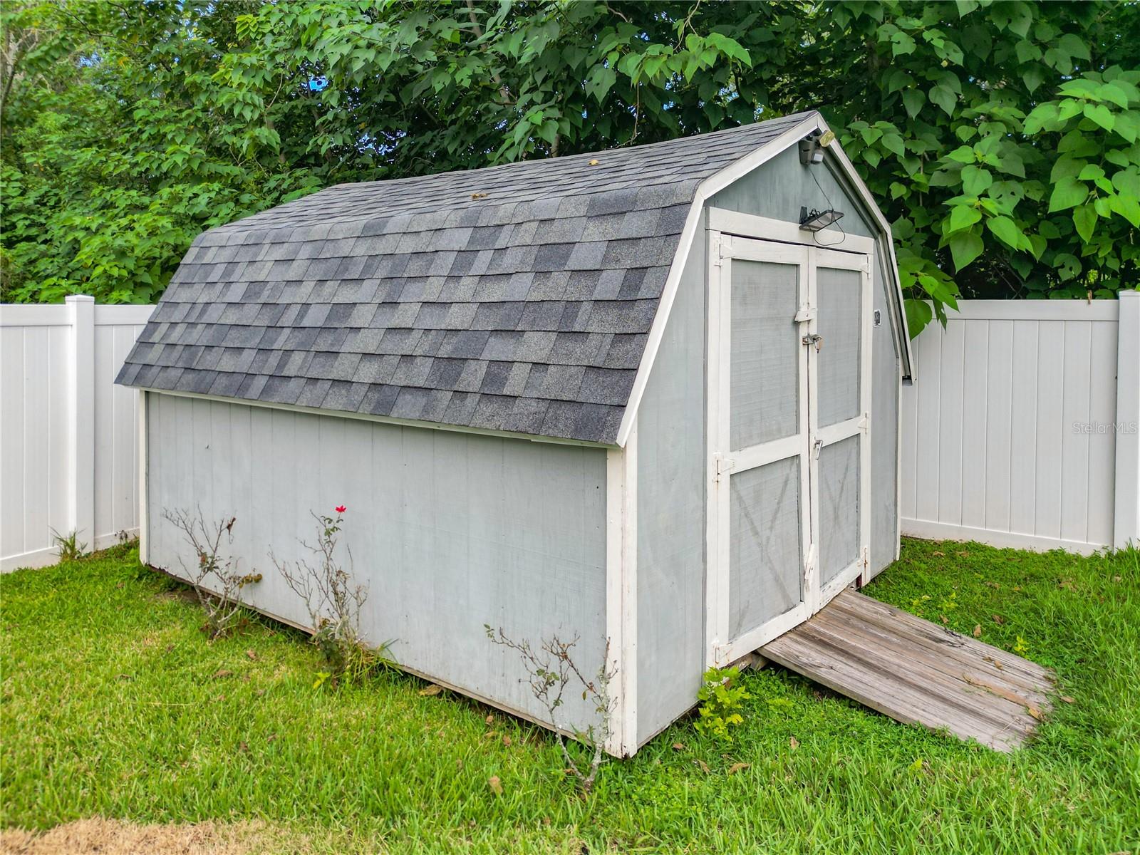 Image 65 of 77 For 3470 25th Avenue