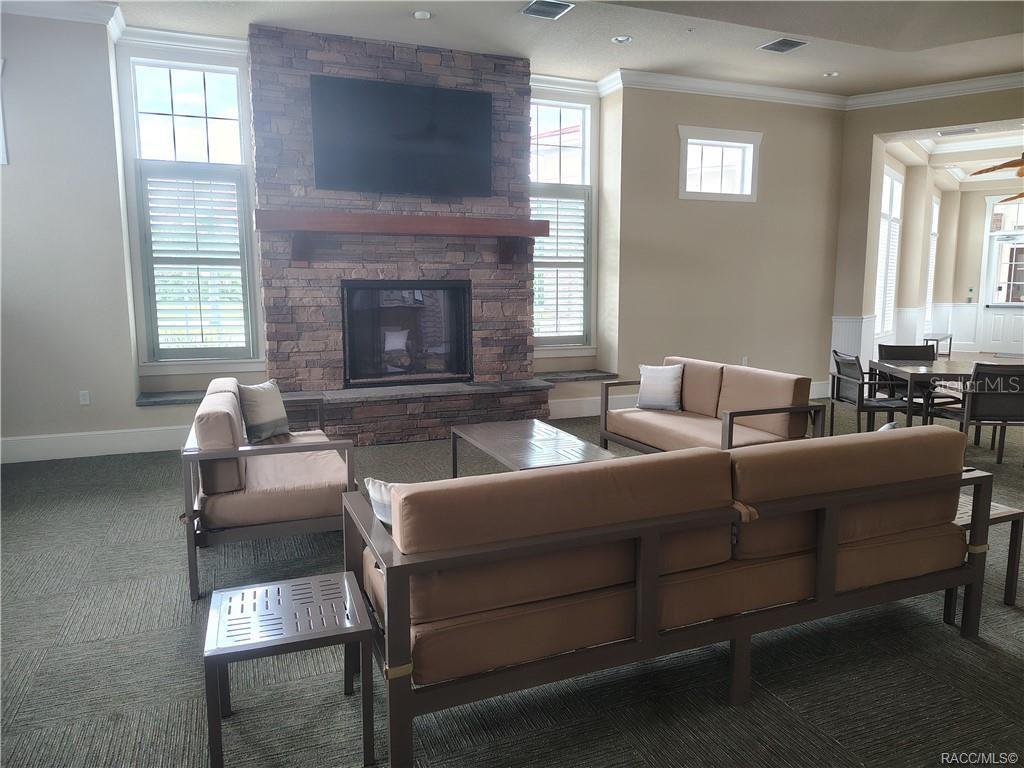 Image 18 of 25 For 1090 Heron Point Drive