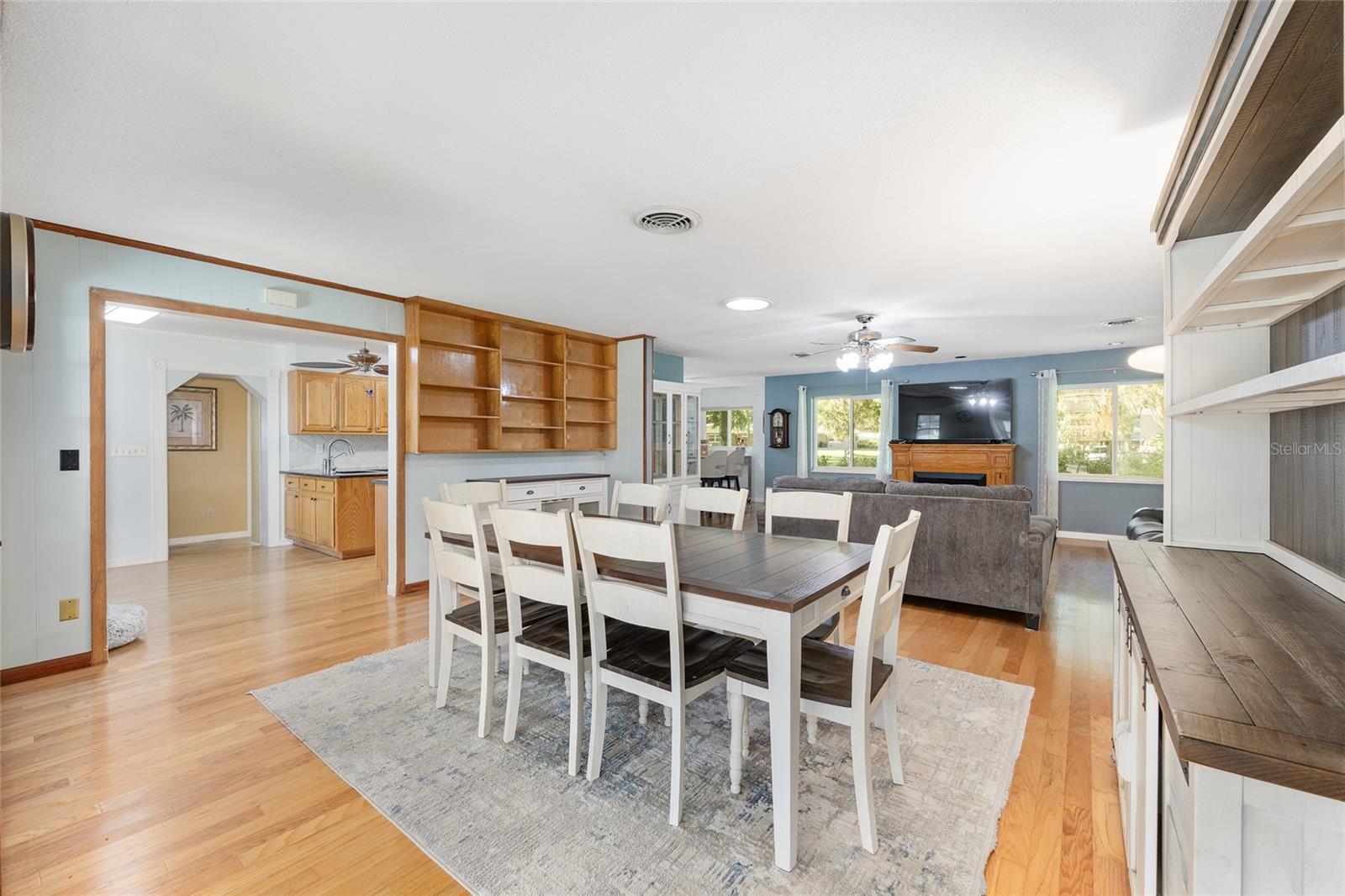 Image 18 of 100 For 301 38th Street