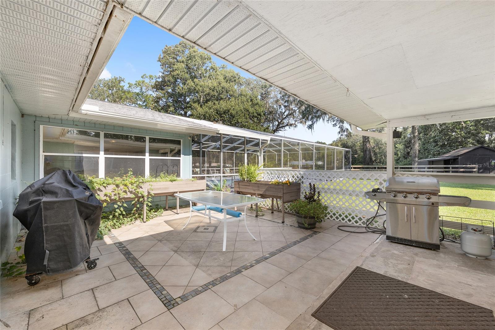 Image 61 of 100 For 301 38th Street