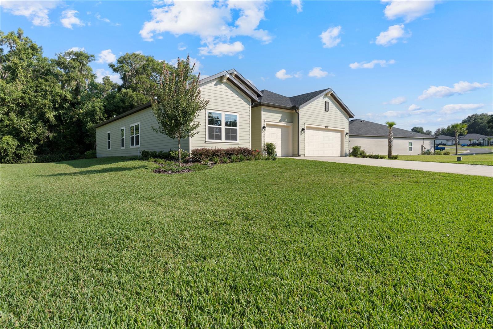 Image 41 of 65 For 19643 79th Place