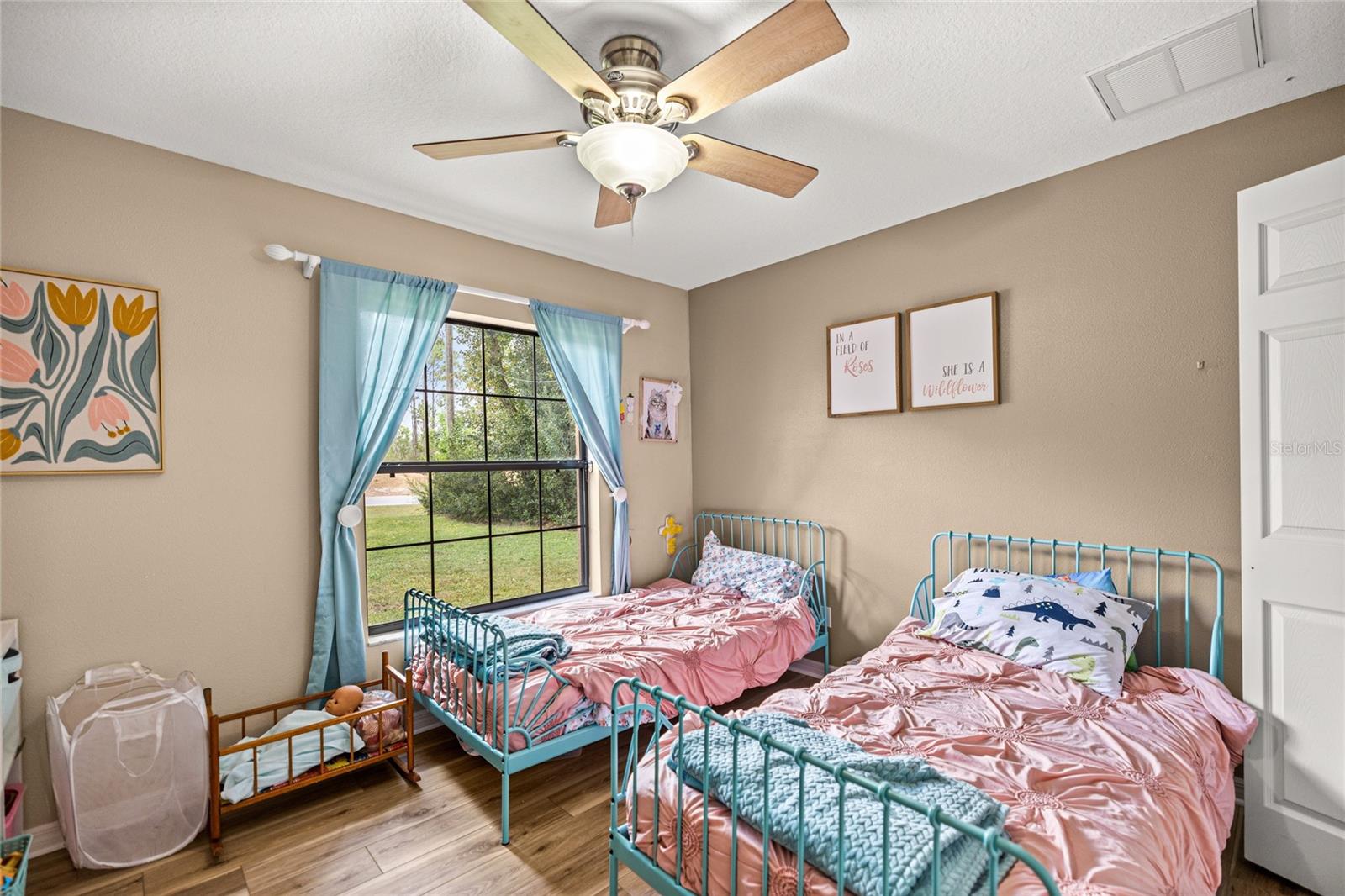Image 17 of 32 For 2142 Hampshire Boulevard