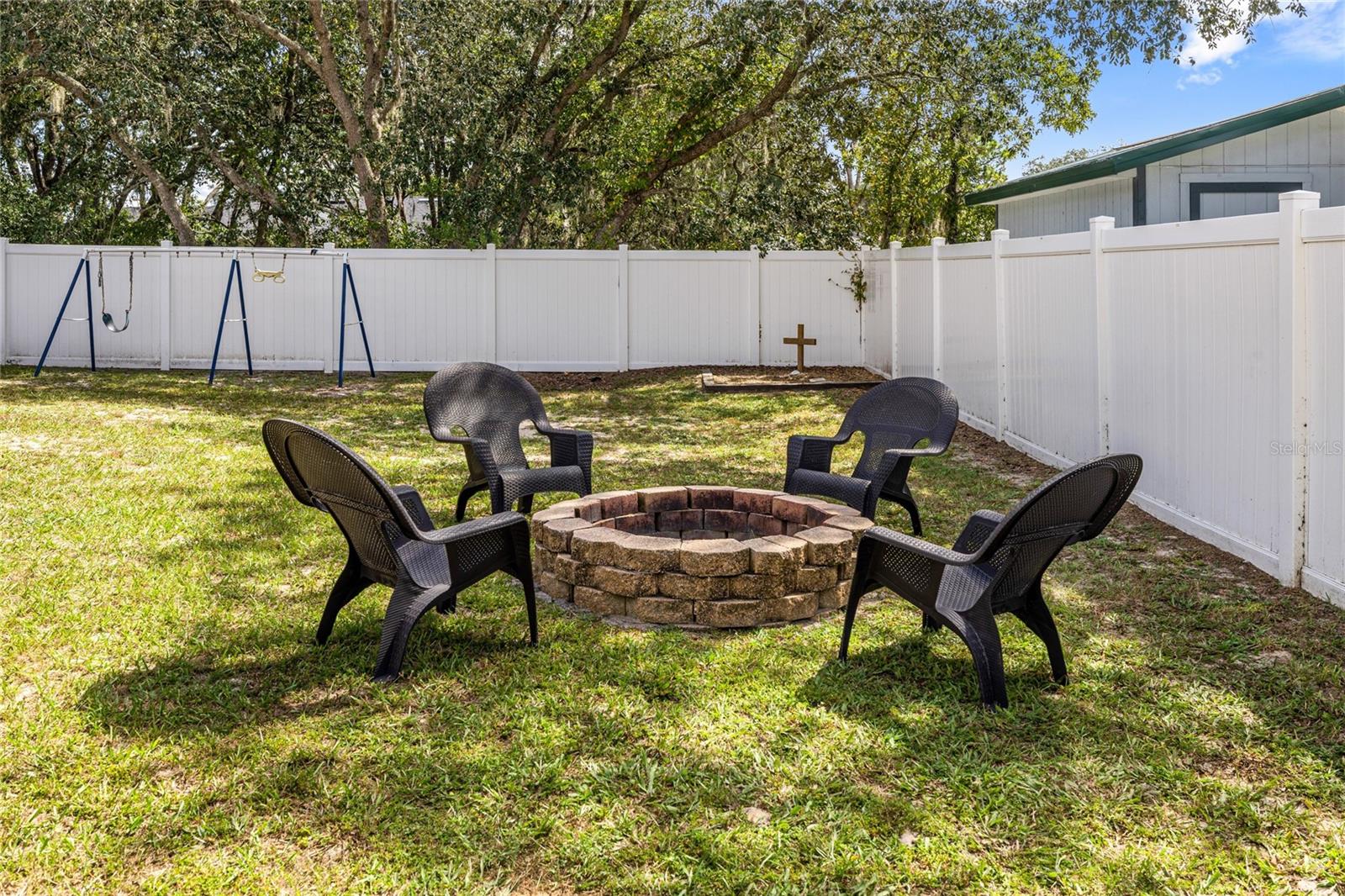 Image 22 of 32 For 2142 Hampshire Boulevard