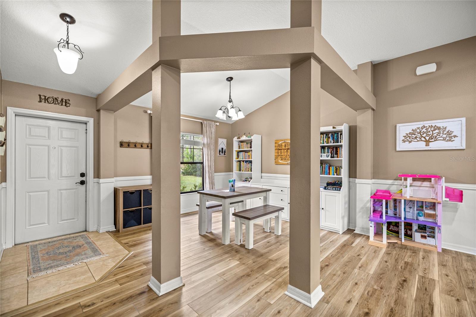Image 5 of 32 For 2142 Hampshire Boulevard