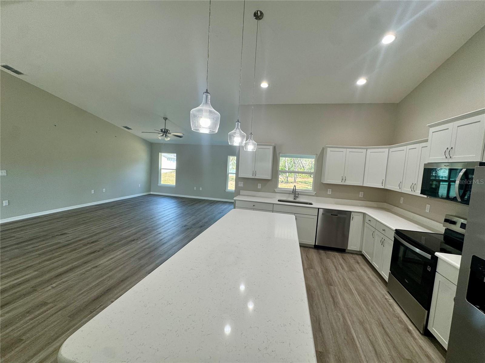 Image 14 of 40 For 4123 110th Street