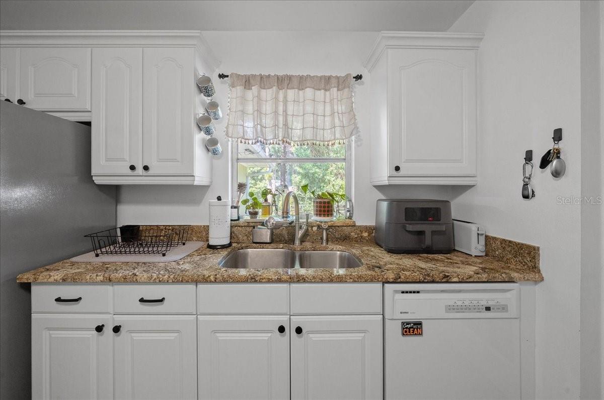 Image 23 of 55 For 416 21st Terrace