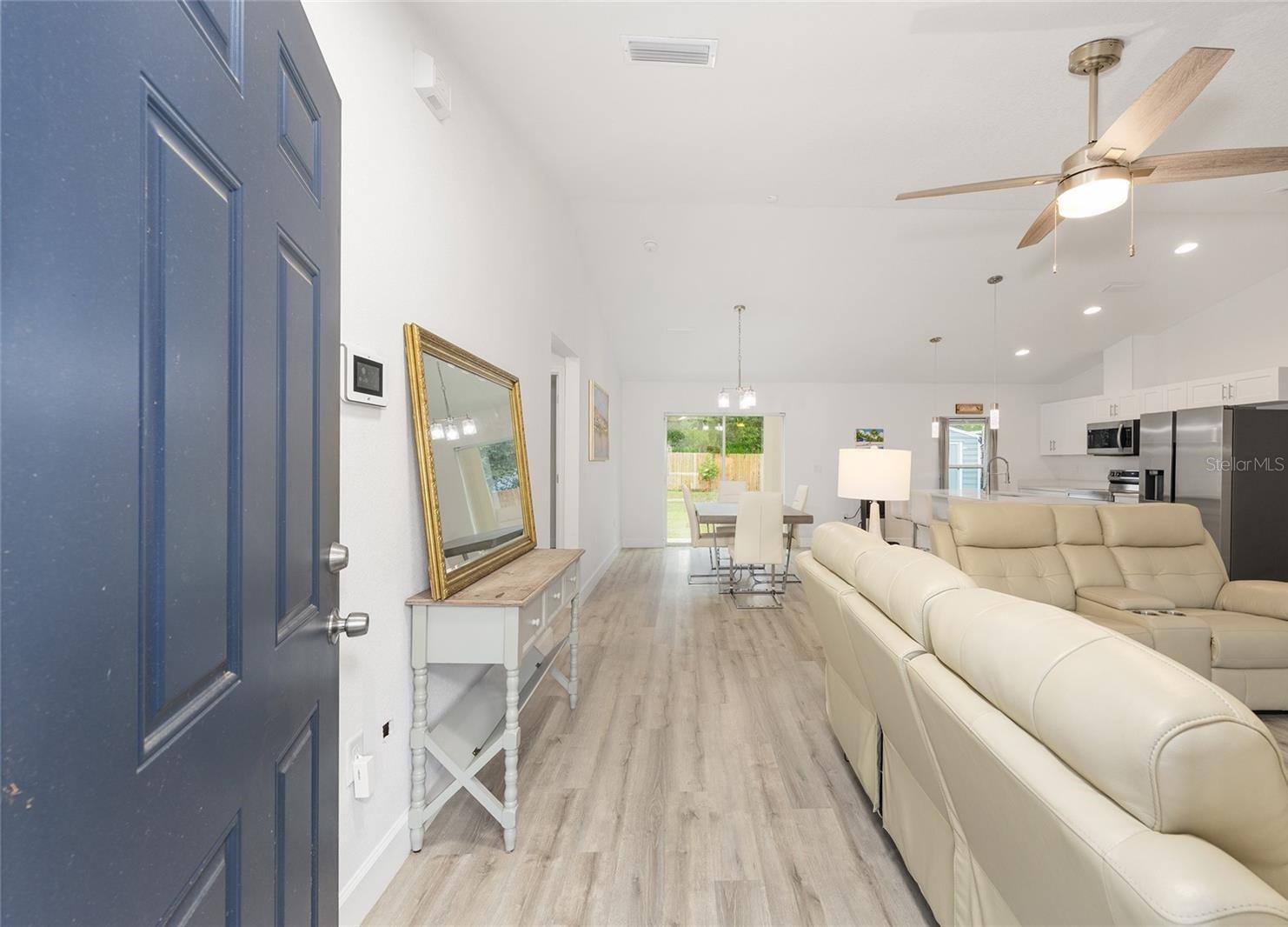 Image 13 of 49 For 11183 7th Street