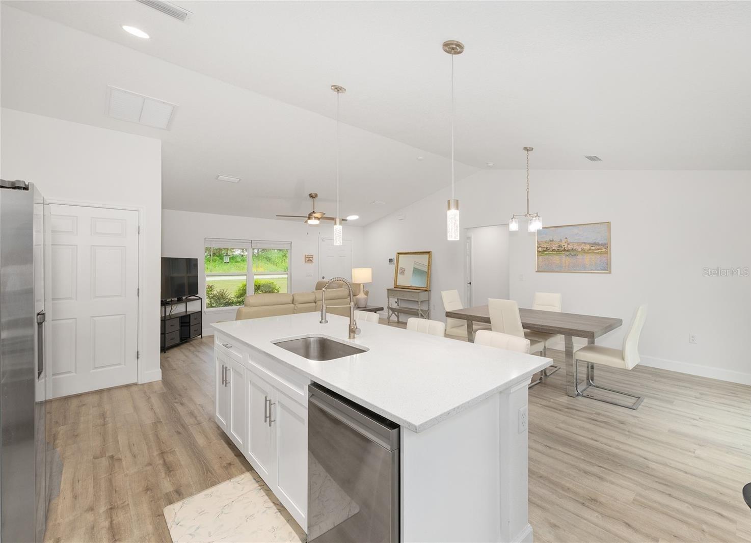 Image 32 of 49 For 11183 7th Street