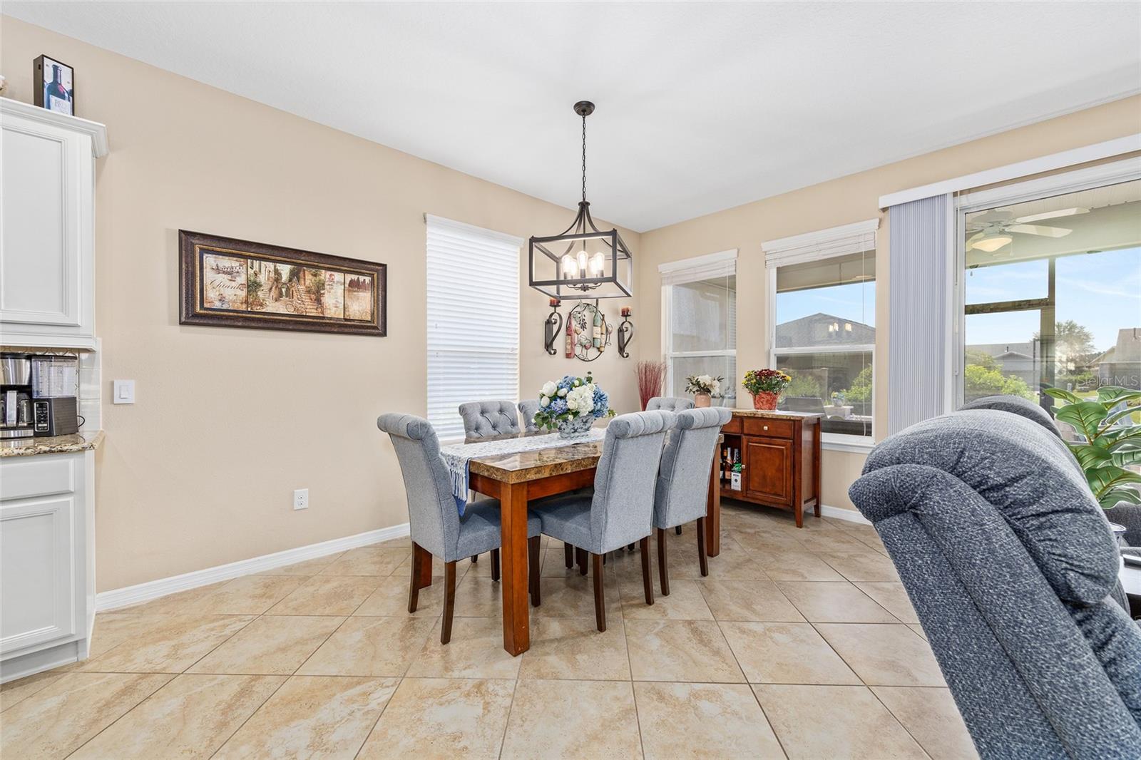 Image 22 of 43 For 5670 39th Lane