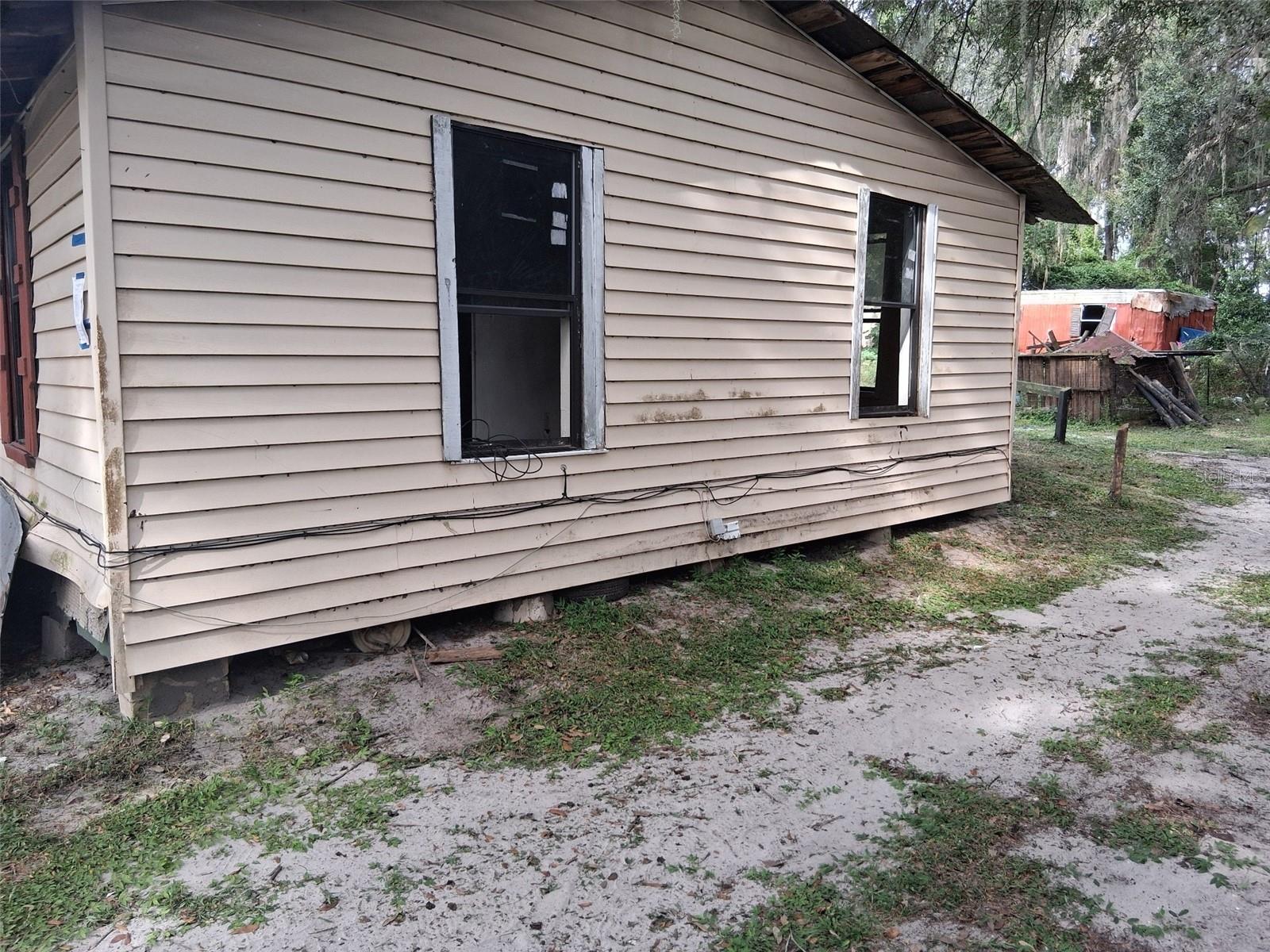 Image 4 of 4 For 18255 60th Avenue