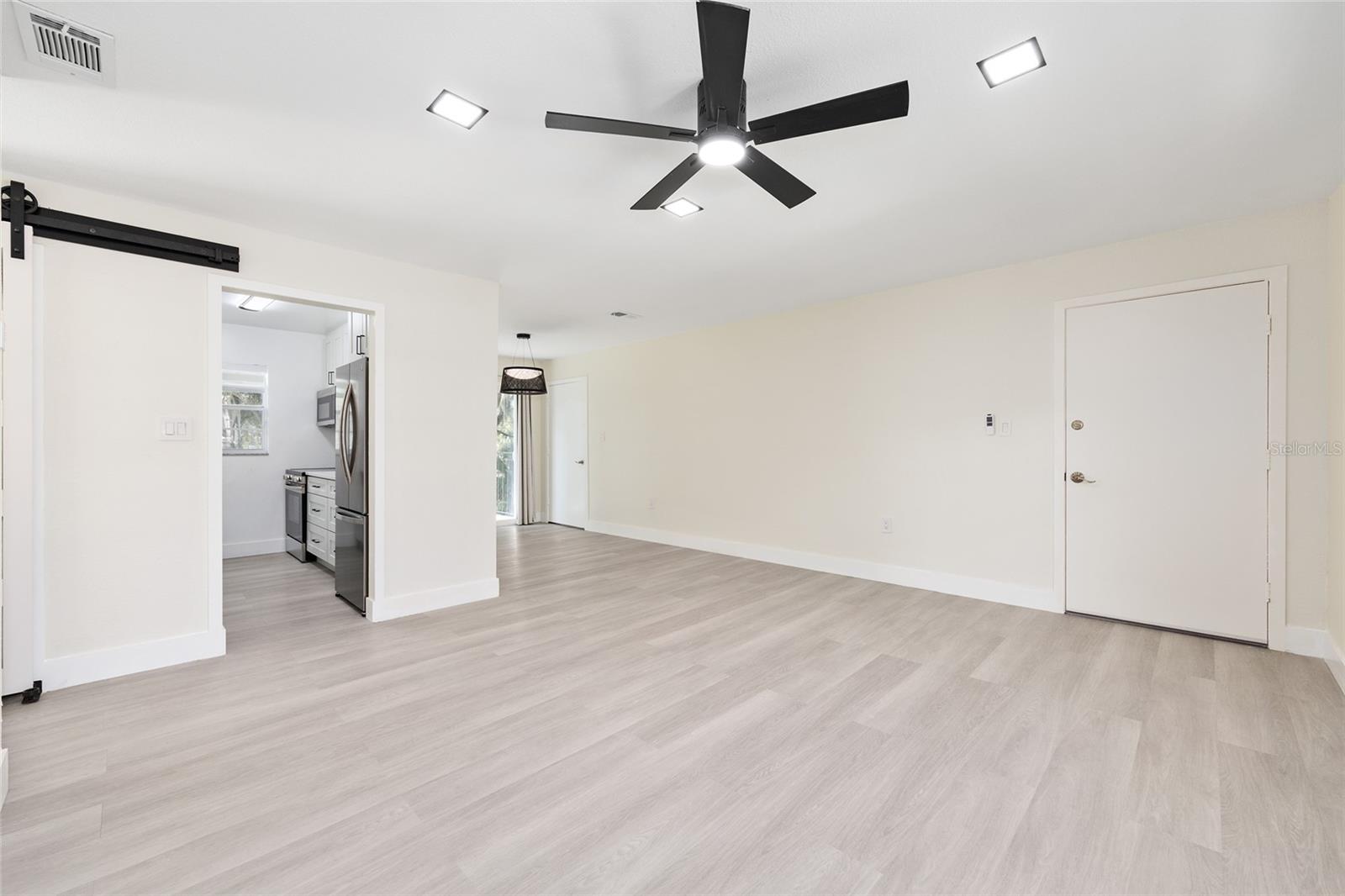Image 6 of 18 For 1538 25th Street F