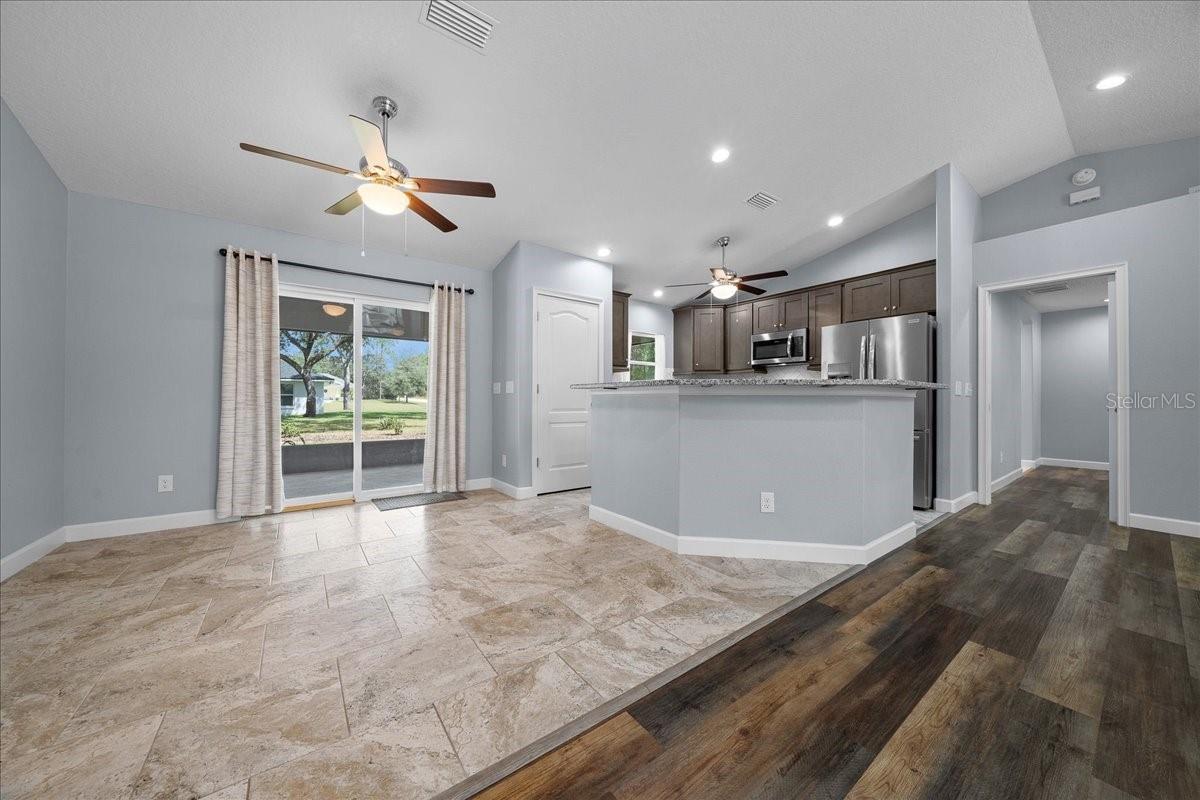 Listing photo id 11 for 385 Gamewell Lane
