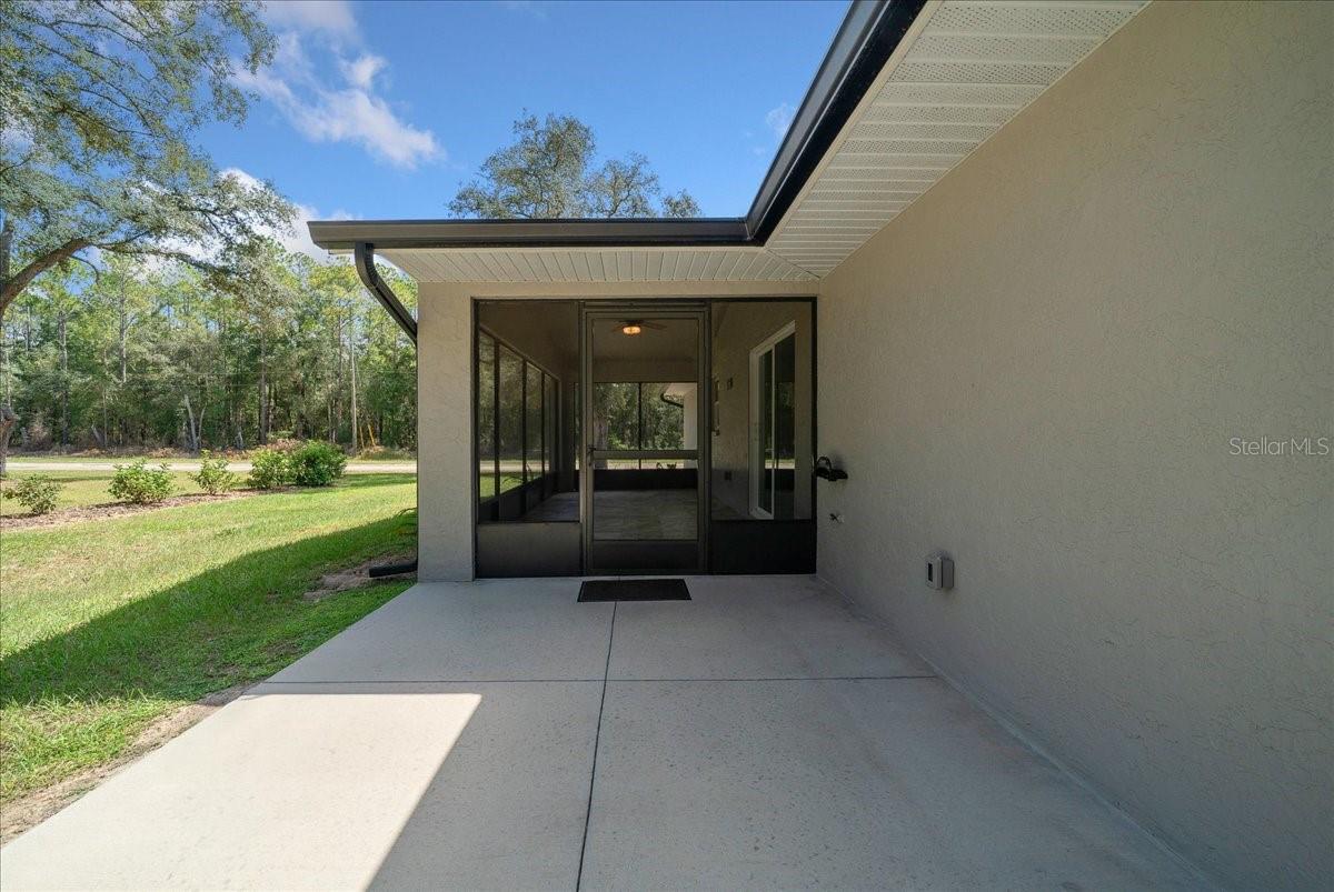 Listing photo id 36 for 385 Gamewell Lane