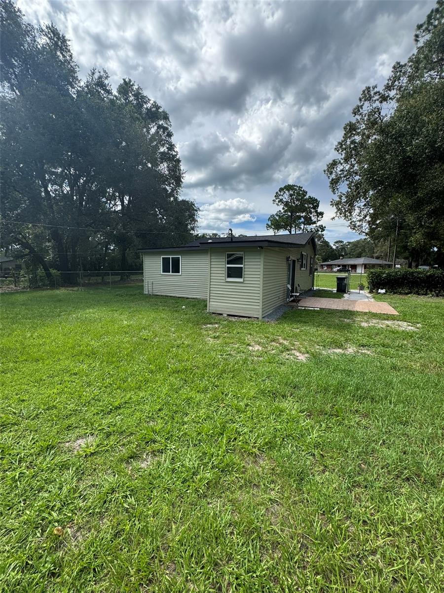 Image 10 of 12 For 2300 49th Street