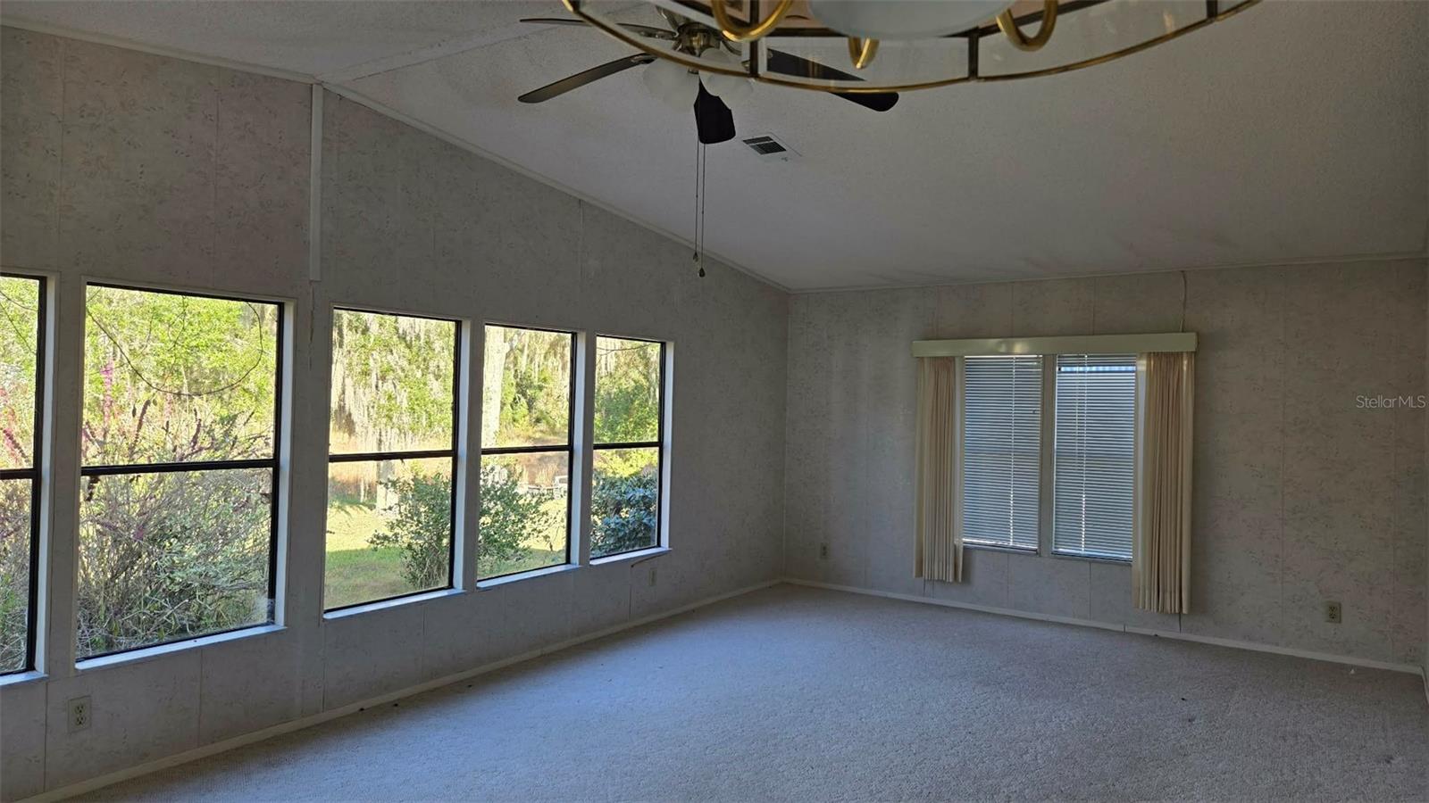 Image 16 of 17 For 2595 Monte Court