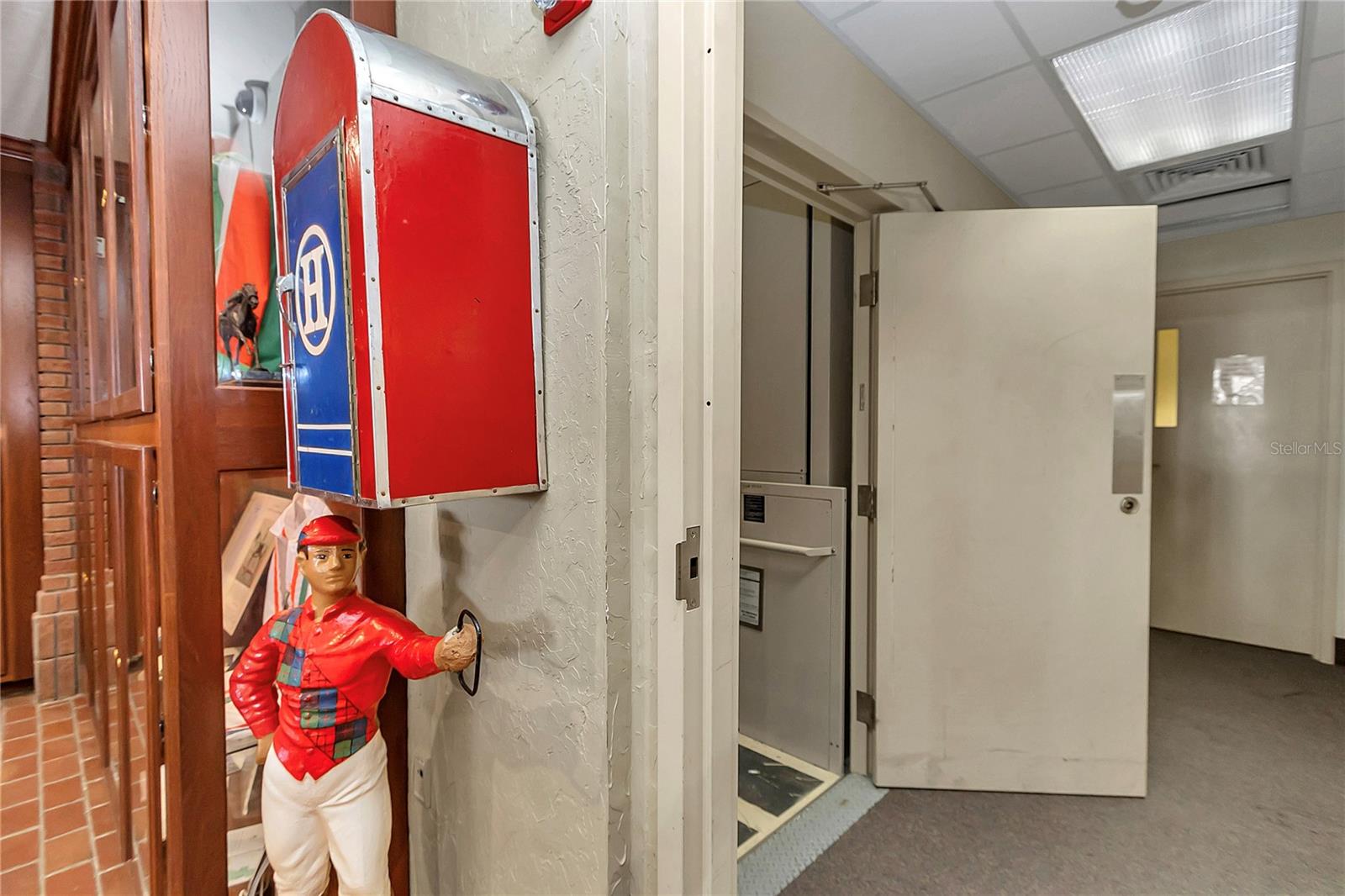 Image 31 of 56 For 801 60th Avenue