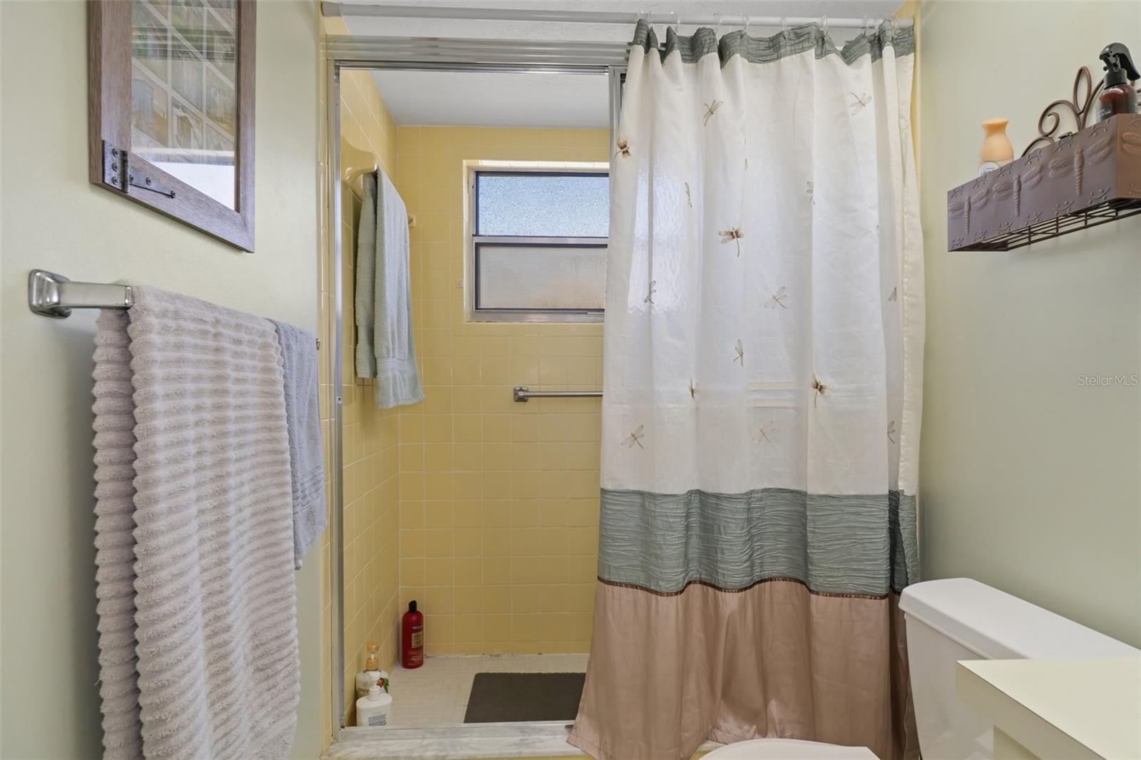 Listing photo id 20 for 130 Casurina Place