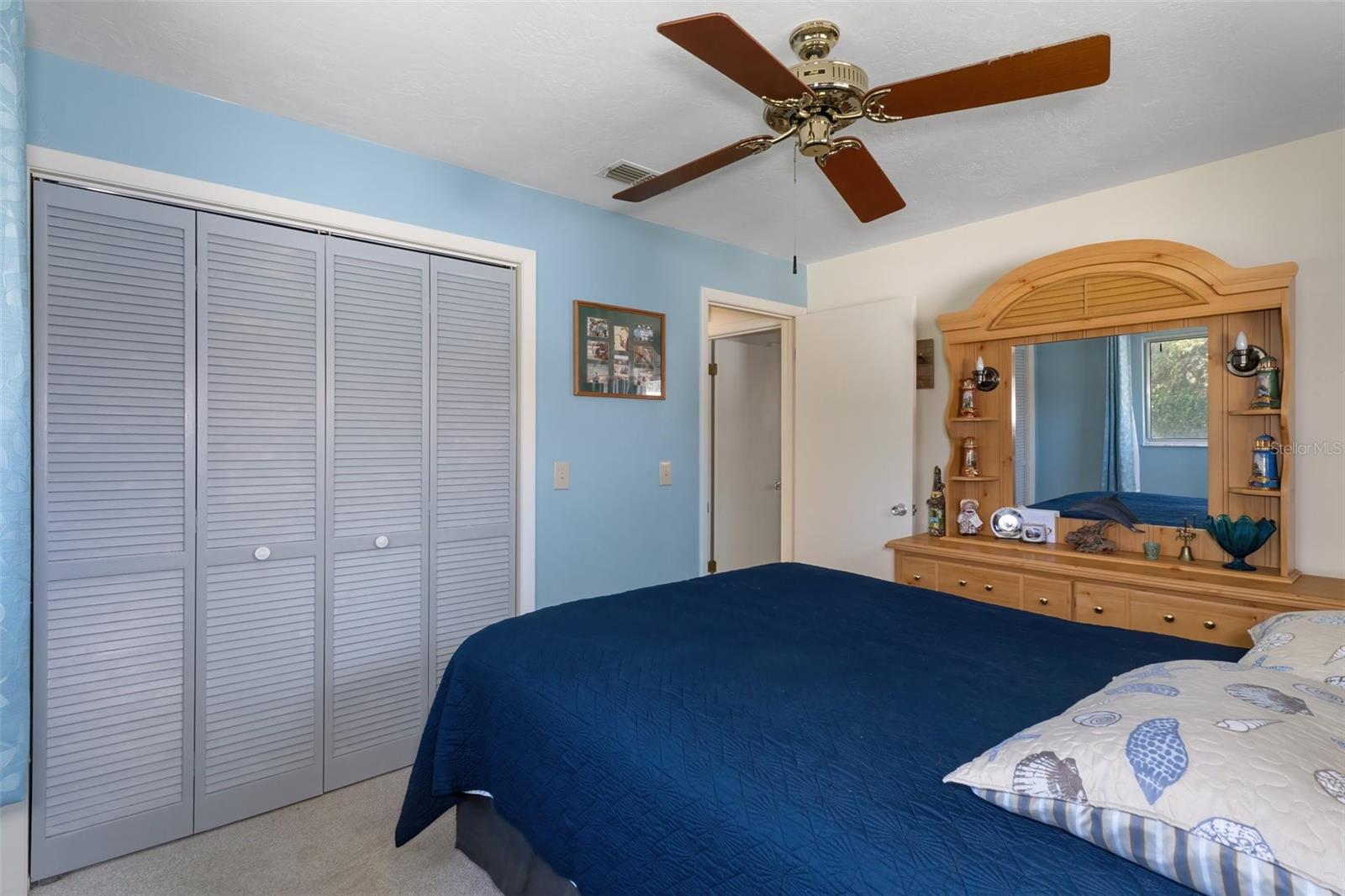 Listing photo id 22 for 130 Casurina Place