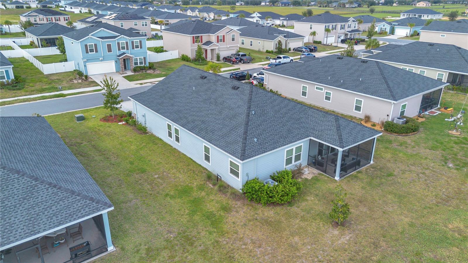 Image 32 of 37 For 5660 93rd Street