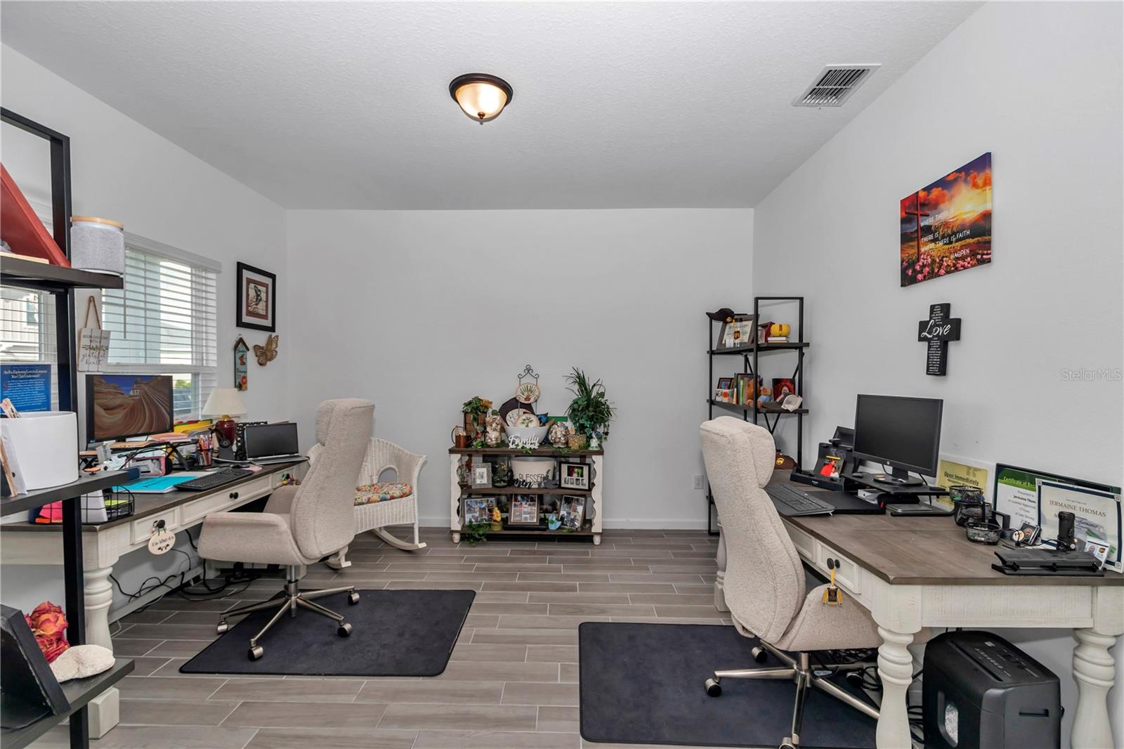 Image 7 of 37 For 5660 93rd Street