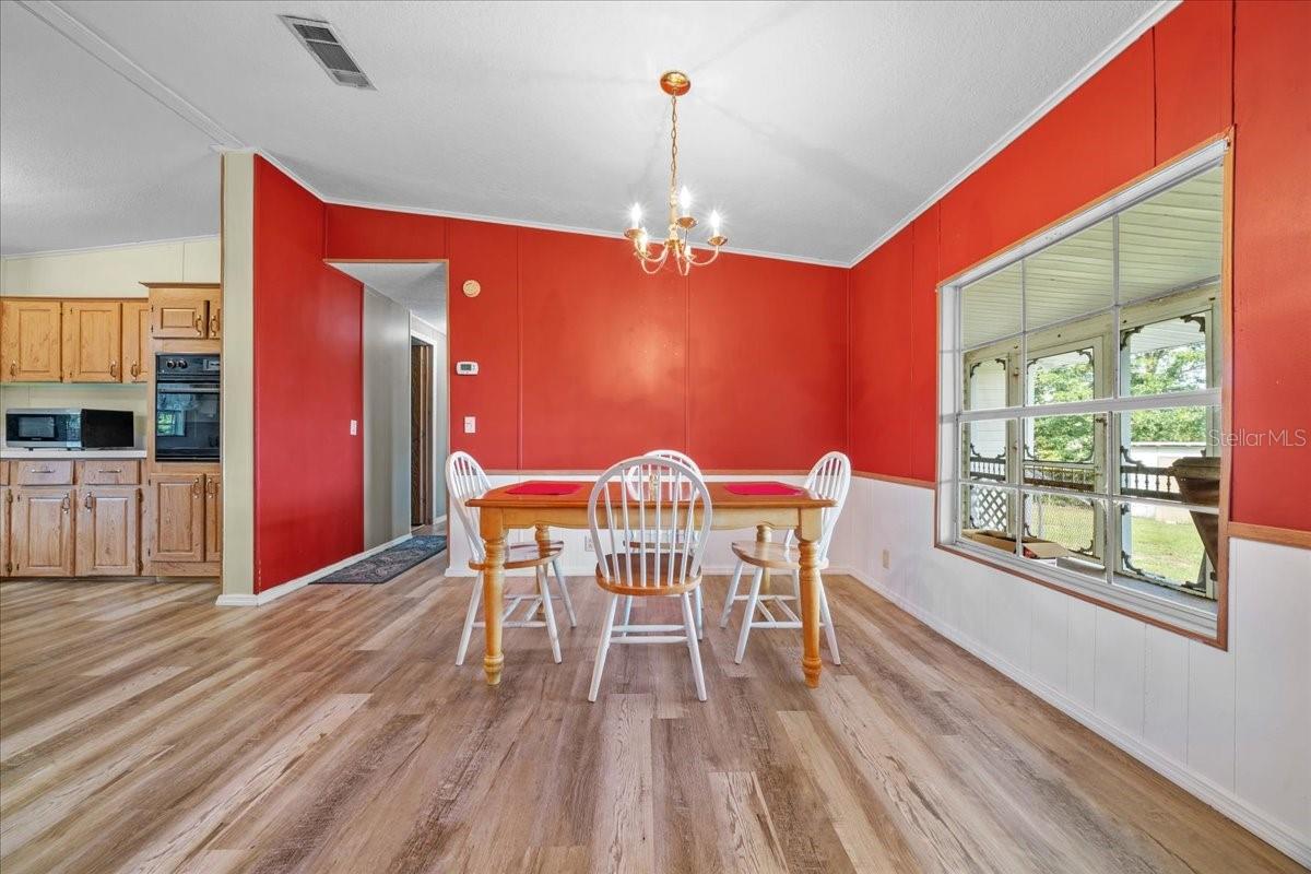 Image 11 of 35 For 10865 Timucuan Road