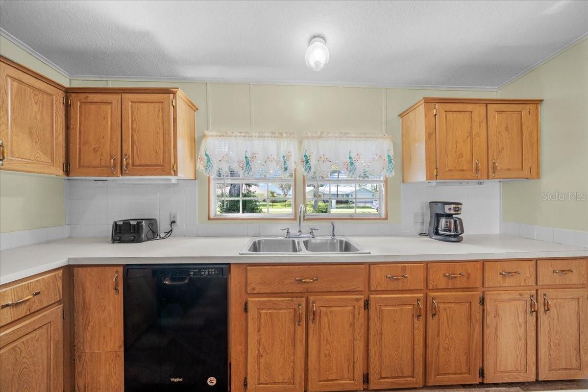 Image 18 of 35 For 10865 Timucuan Road
