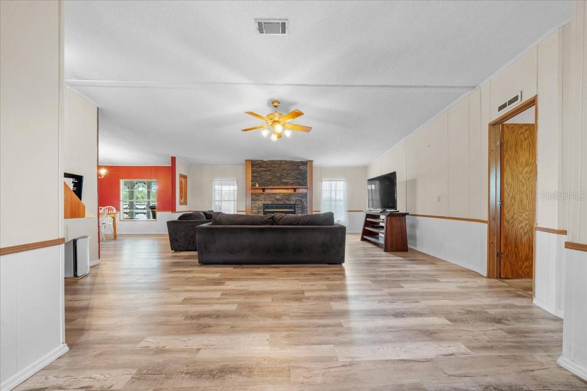Image 7 of 35 For 10865 Timucuan Road