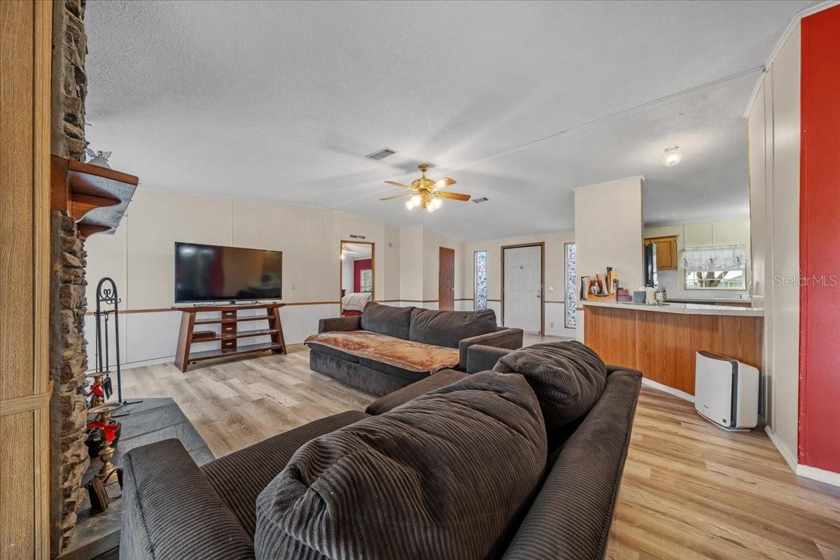 Image 8 of 35 For 10865 Timucuan Road