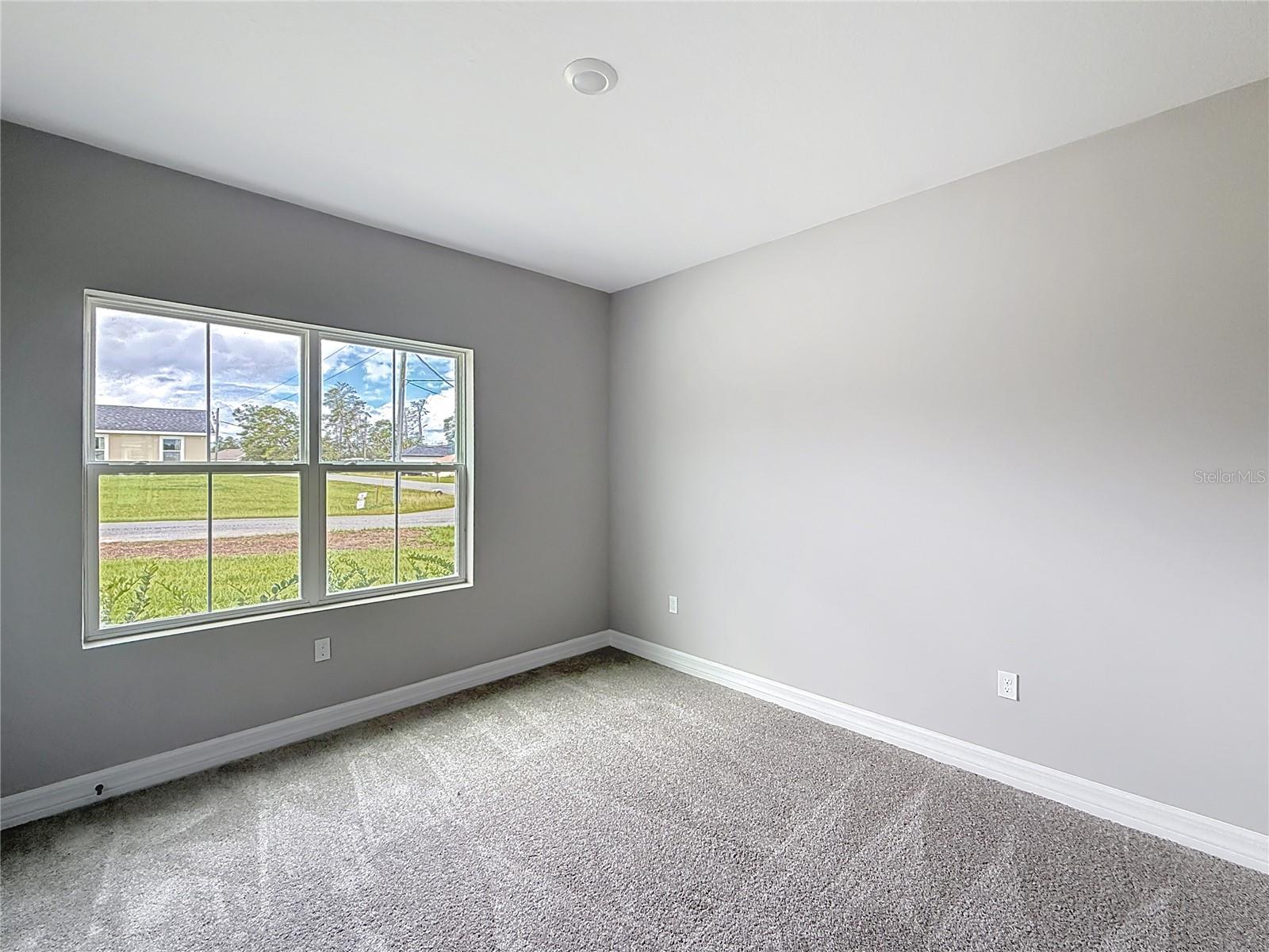 Image 13 of 30 For 16911 27th Avenue