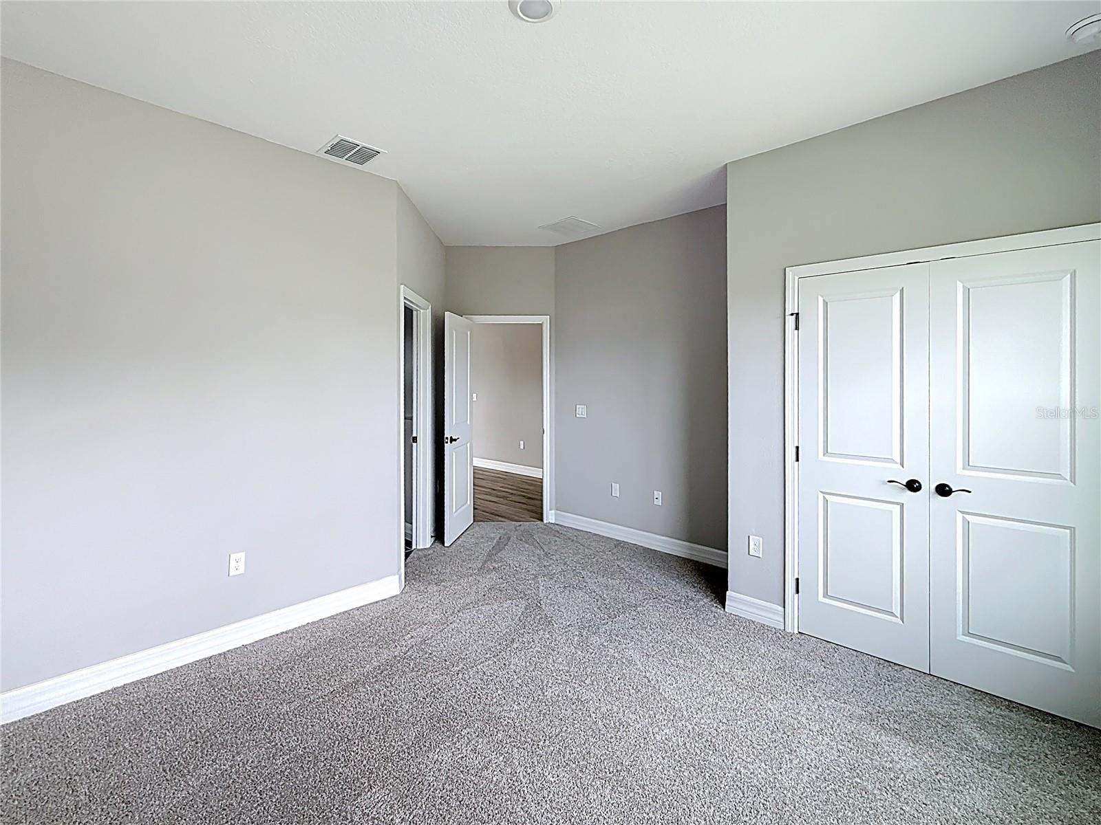 Image 14 of 30 For 16911 27th Avenue