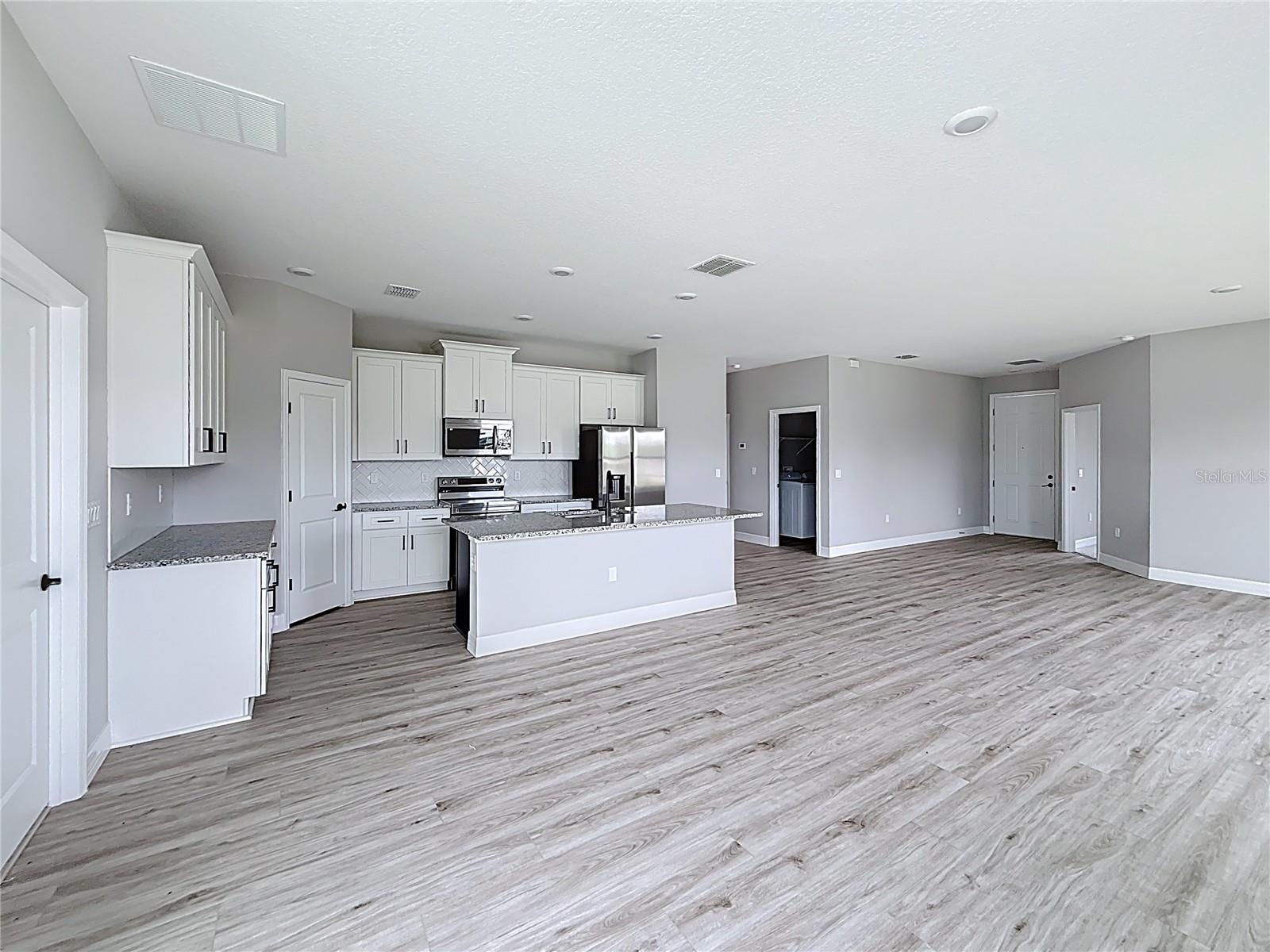 Image 3 of 30 For 16911 27th Avenue
