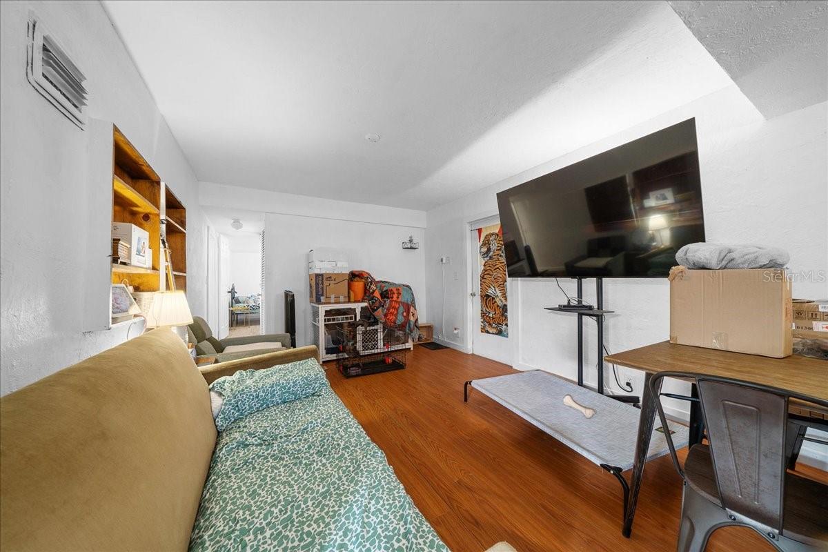 Image 10 of 30 For 10885 Timucuan Road