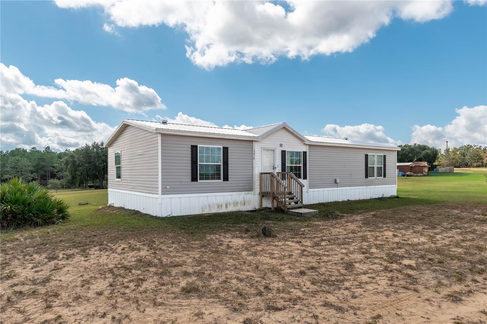 Details for 15919 108th Loop, OCKLAWAHA, FL 32179