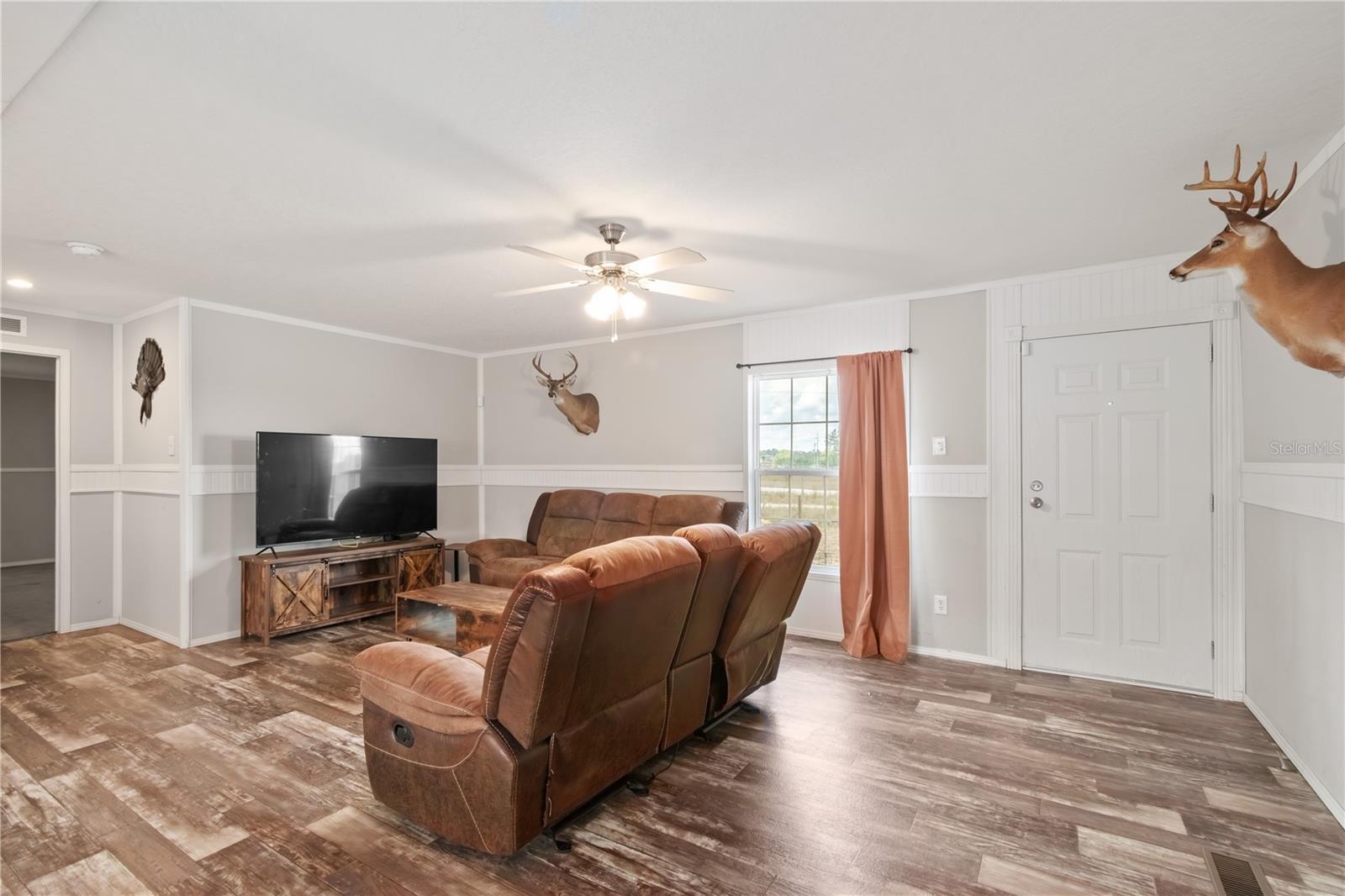 Image 12 of 51 For 15919 108th Loop