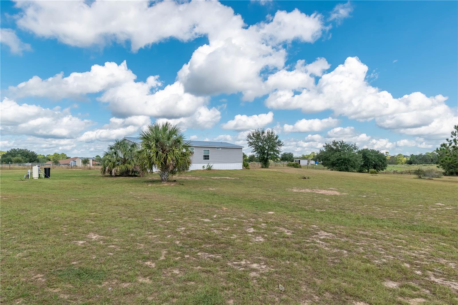 Image 45 of 51 For 15919 108th Loop