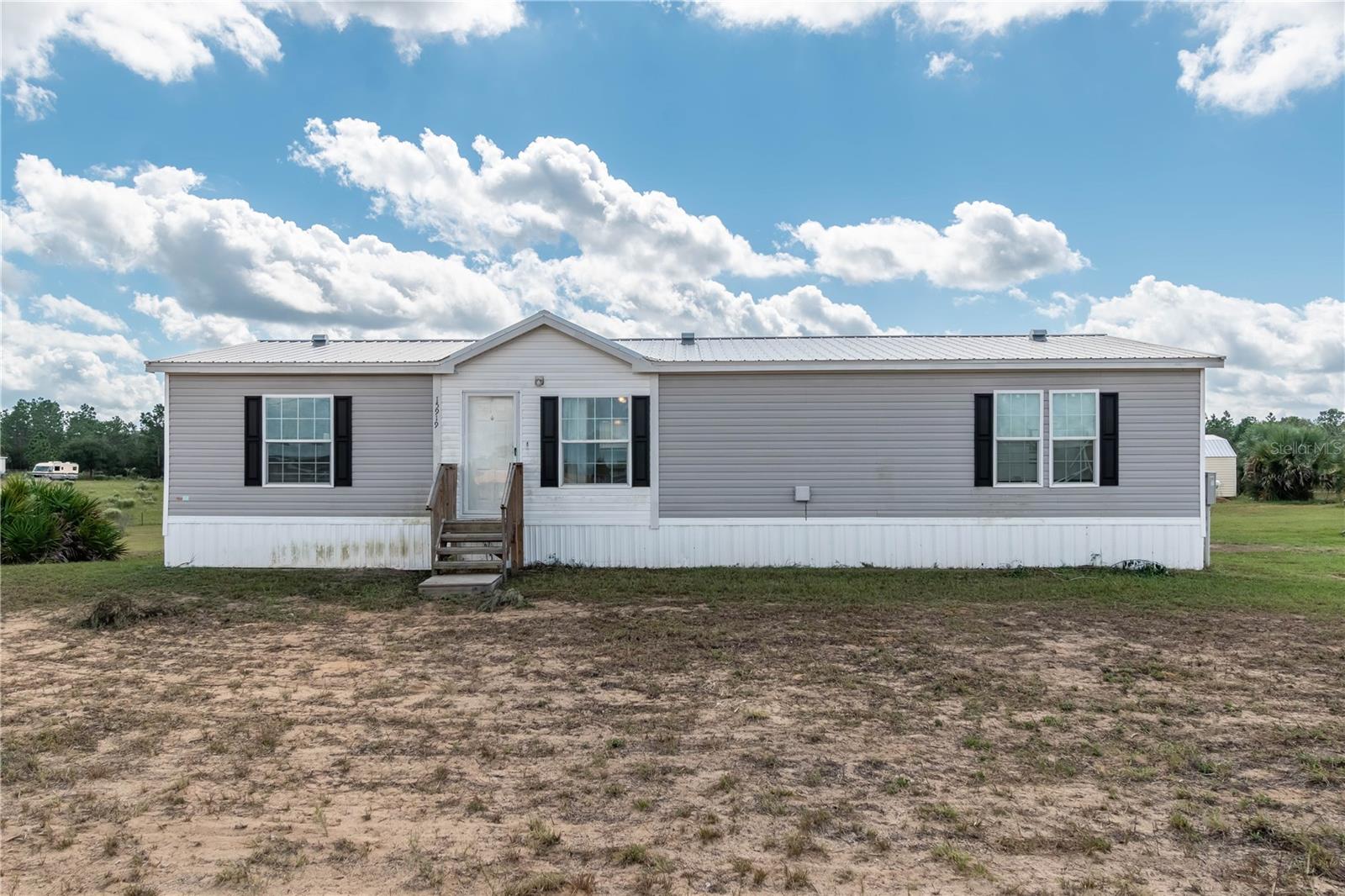 Image 7 of 51 For 15919 108th Loop