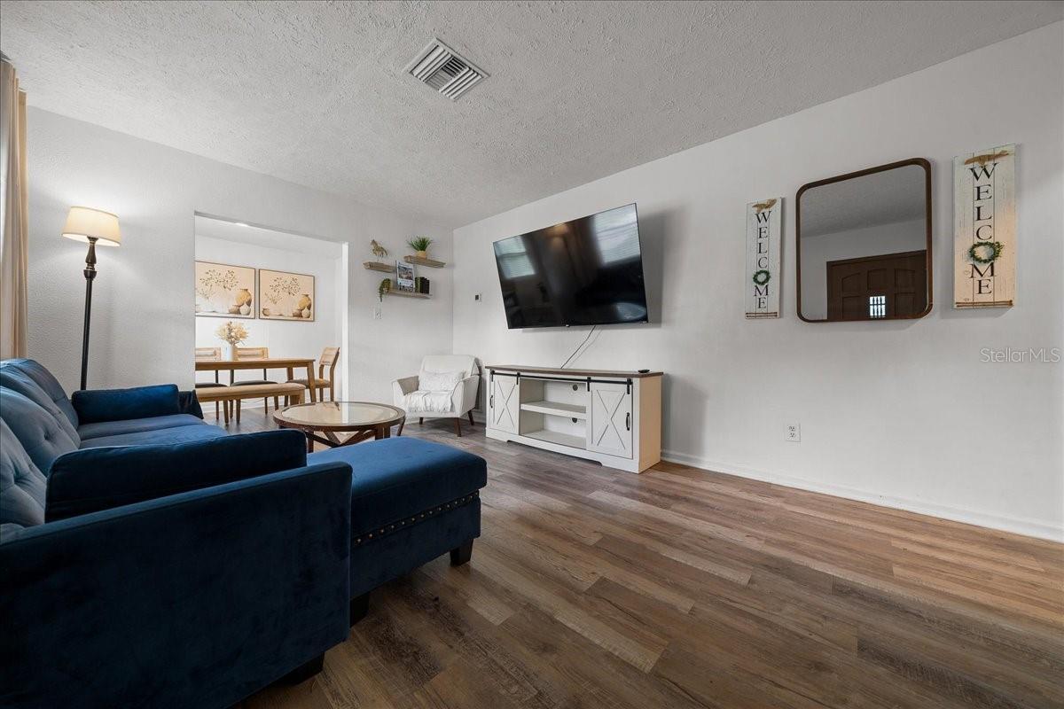 Image 31 of 62 For 5735 14th Avenue