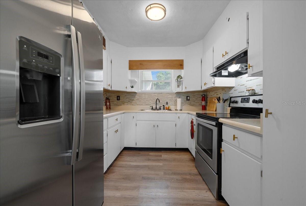 Image 39 of 62 For 5735 14th Avenue