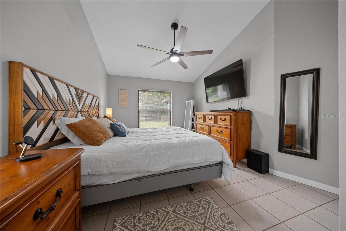 Image 23 of 39 For 12443 62nd Avenue