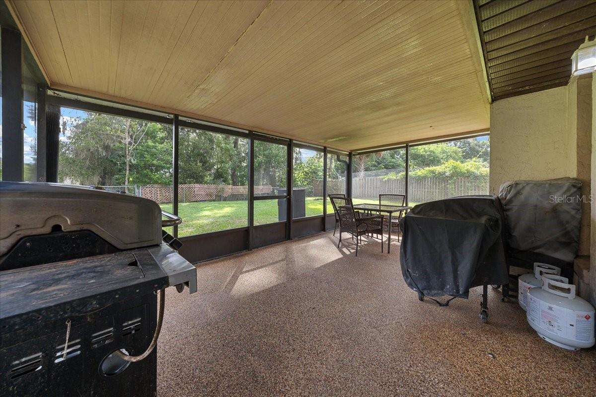 Image 28 of 39 For 12443 62nd Avenue