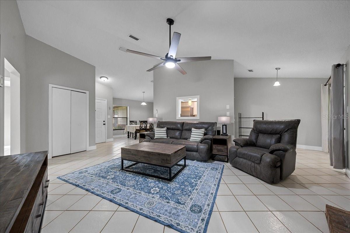 Image 9 of 39 For 12443 62nd Avenue