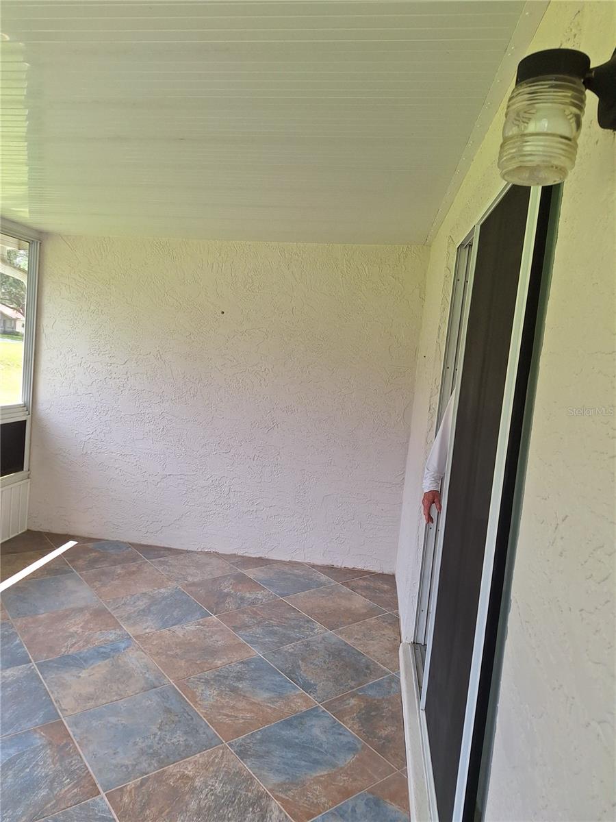 Image 14 of 21 For 9794 96th Street